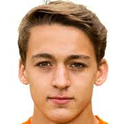 路易斯·阿佩雷